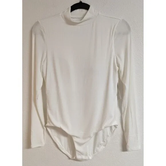 NWT~SOMA White Ribbed Mock Neck Bodysuit w/ Built-In Bra Medium $69.95 - Picture 1 of 10